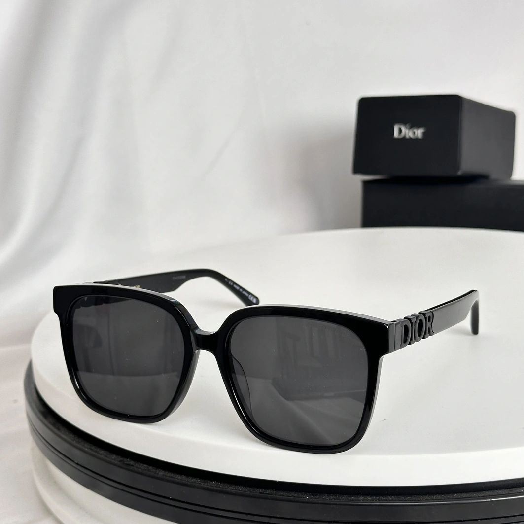 Timeless 8067 Christian Dior AAA Quality Sunglasses