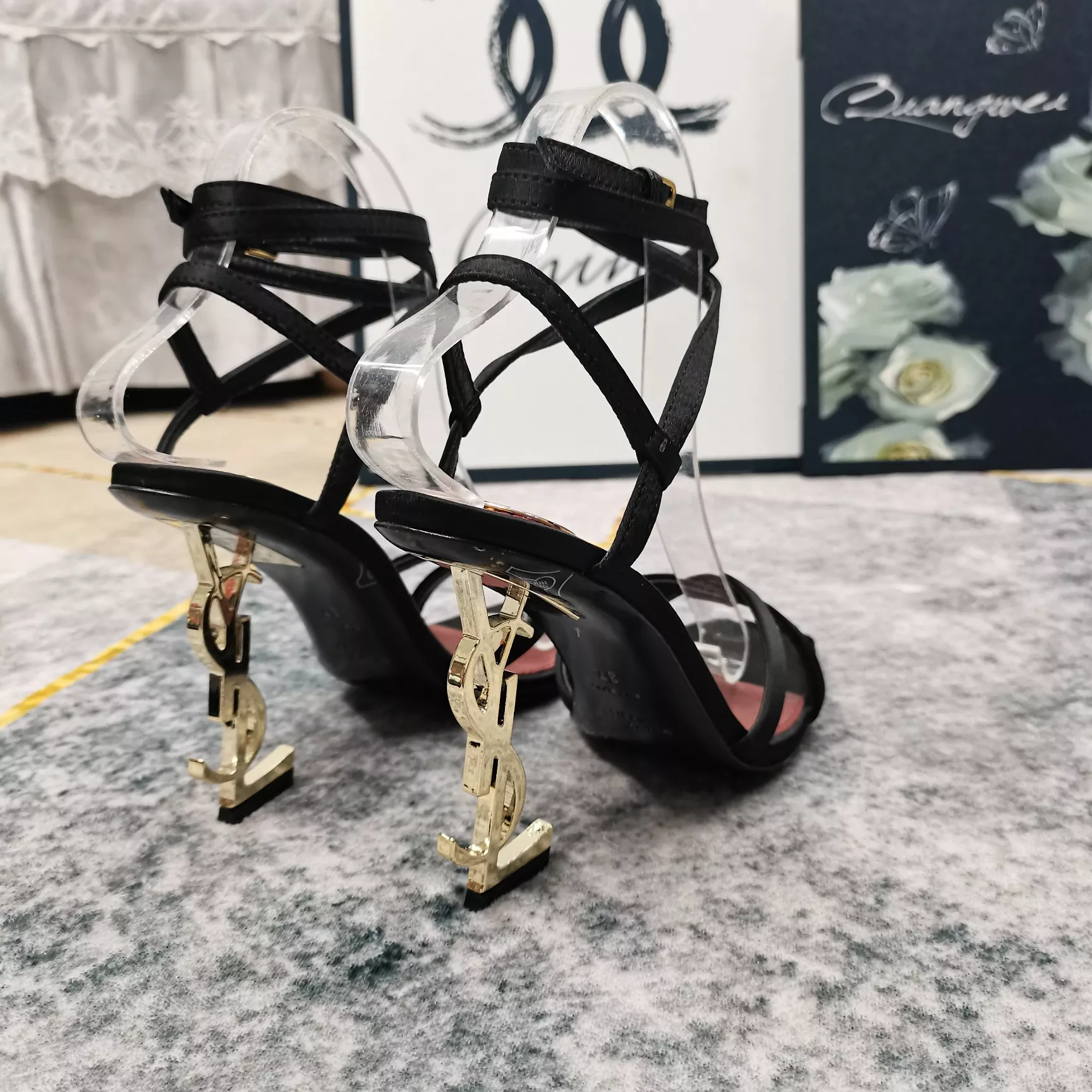 Timeless 8215 Yves Saint Laurent YSL Sandal For Women