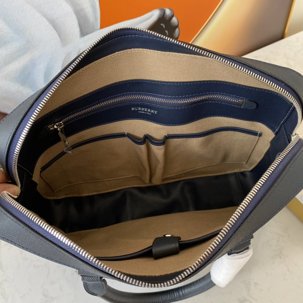 Timeless 8342 Burberry AAA Man Handbags