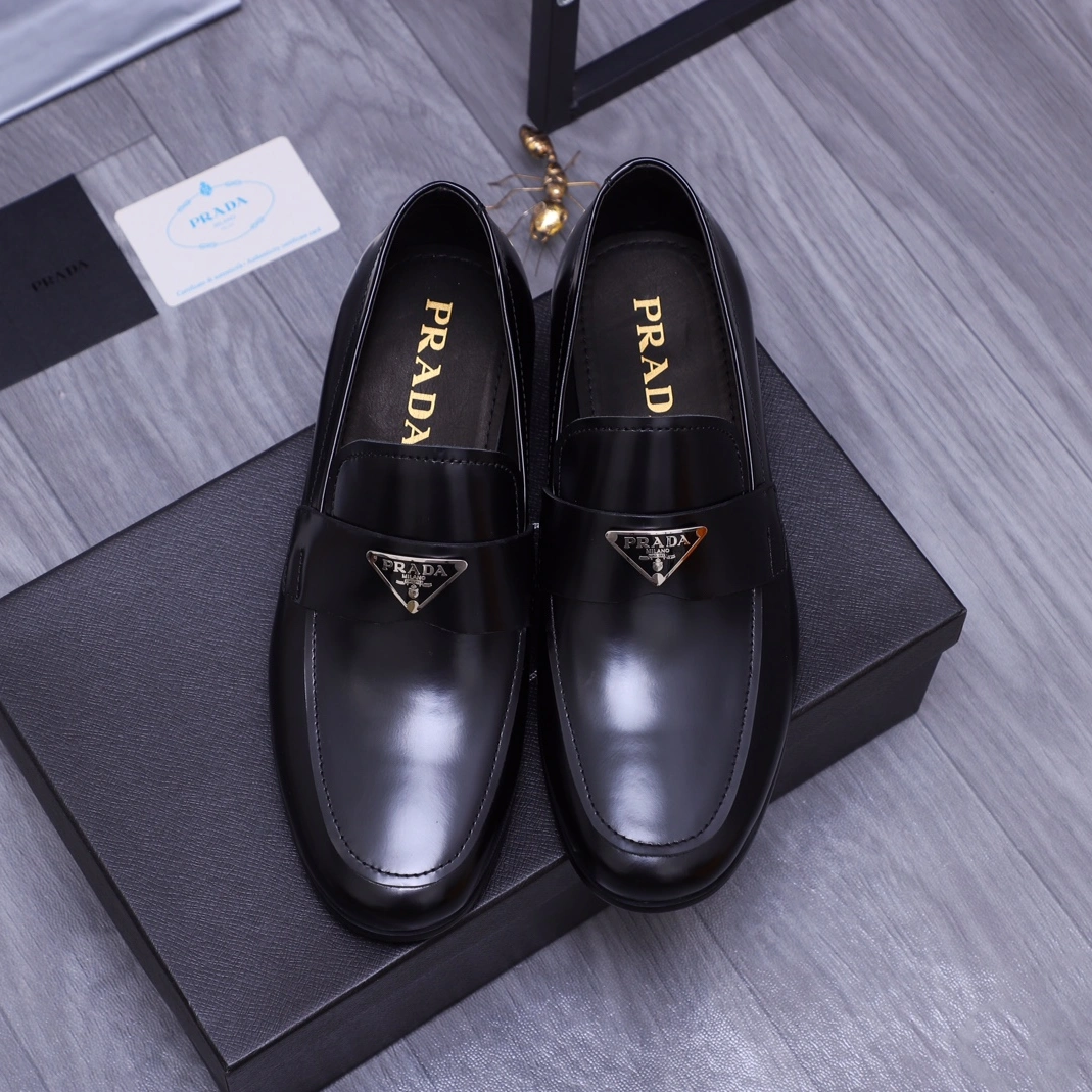 Timeless 8450 Prada Leather Shoes For Men