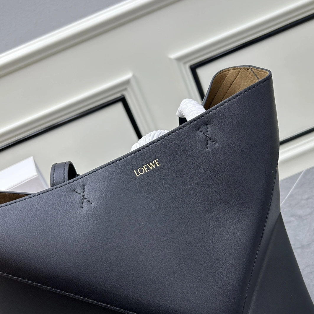 Timeless 8966 LOEWE AAA Quality Shoulder Bags For Women
