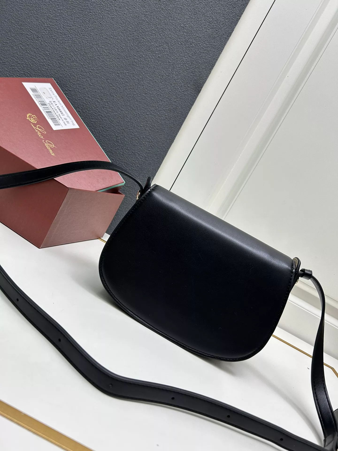 Timeless 9016 Loro Piana AAA Quality Messenger Bags For Women