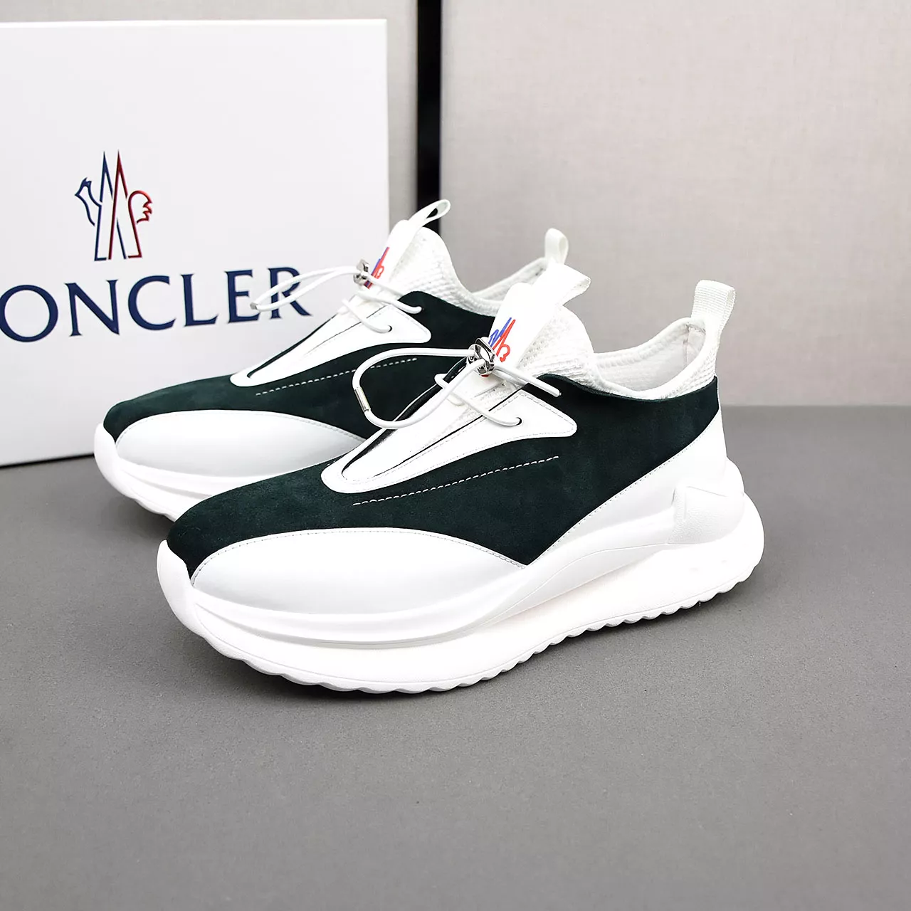 Timeless 9066 Moncler Casual Shoes For Men