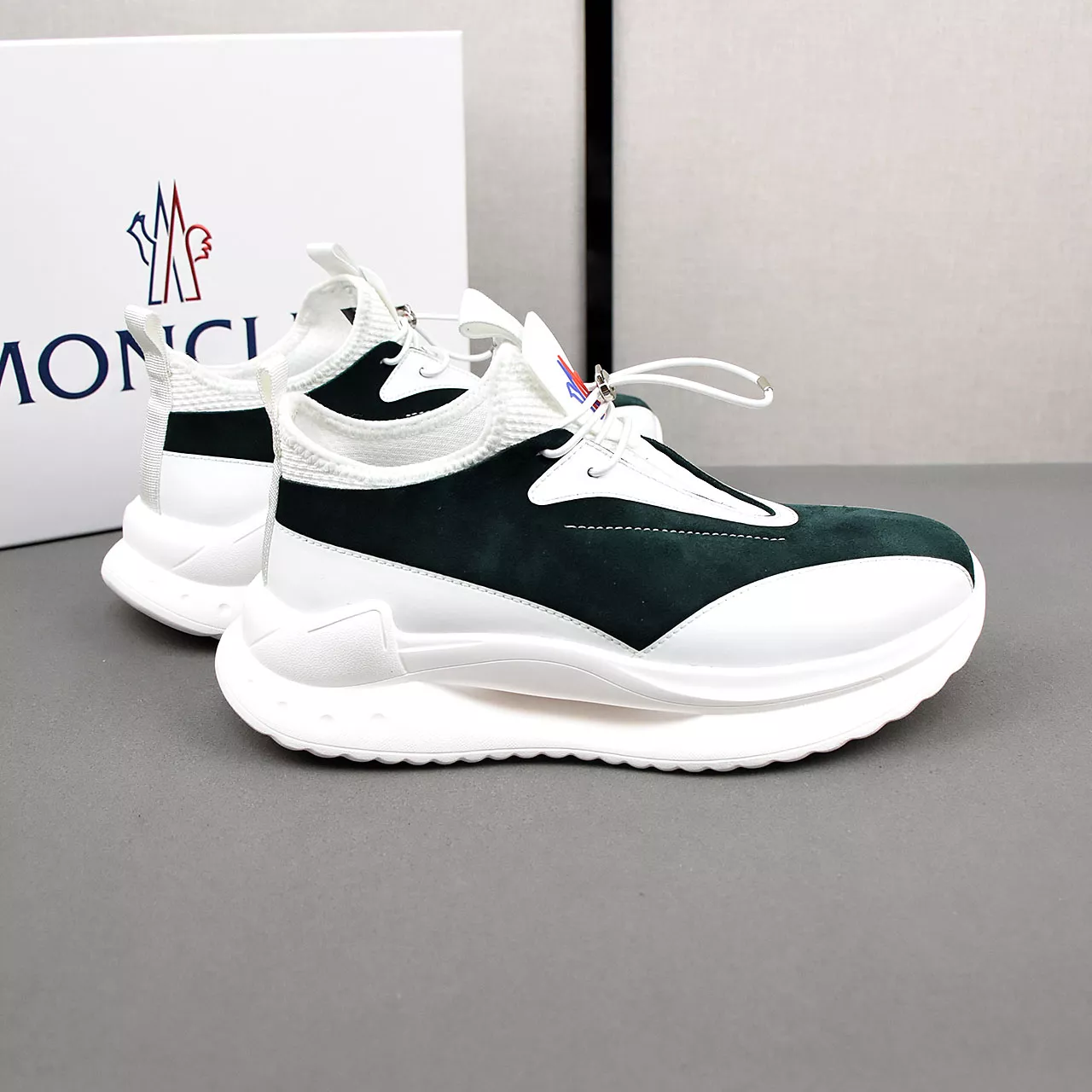 Timeless 9066 Moncler Casual Shoes For Men