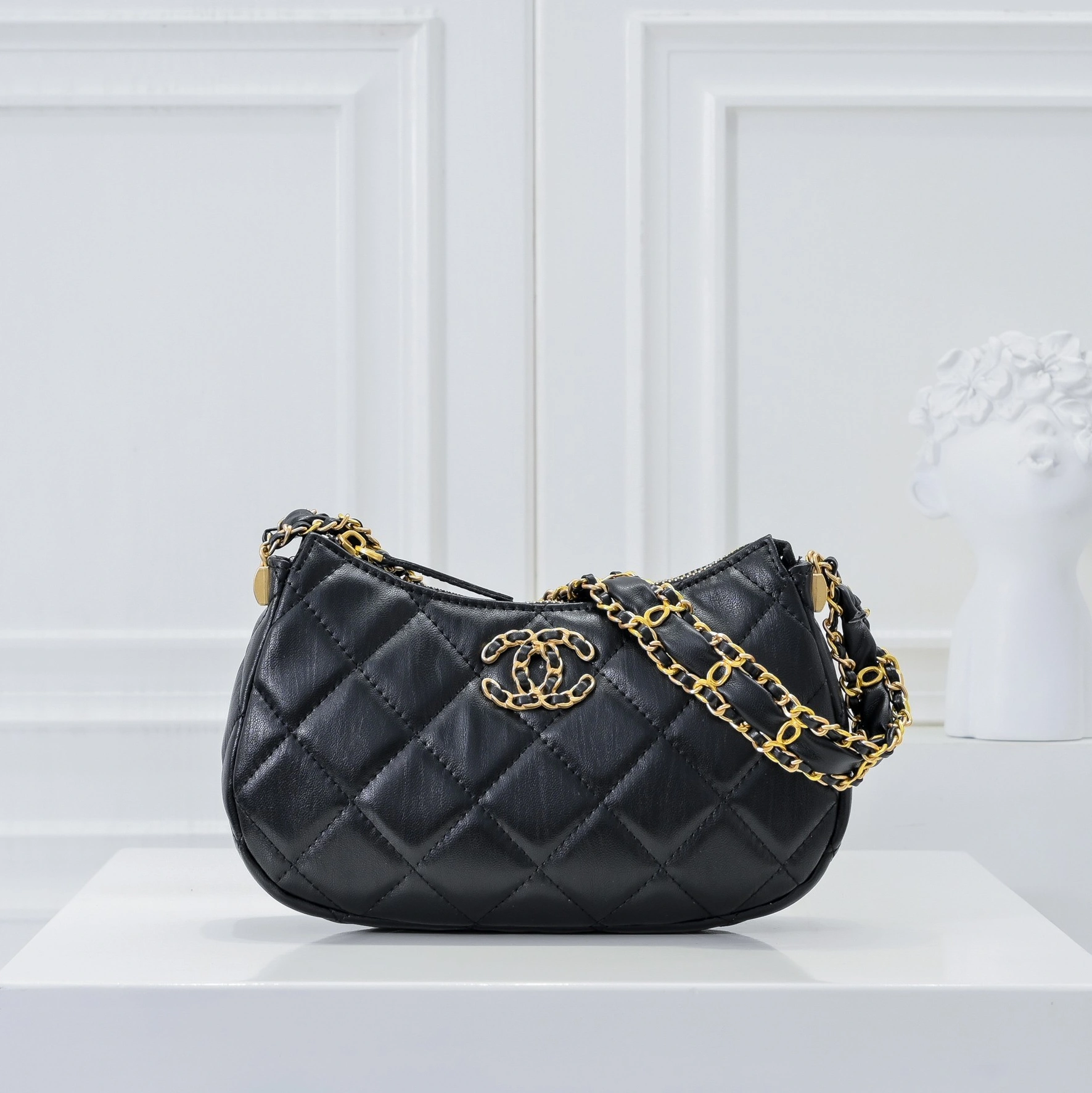 Timeless 9071 Chanel AAA Quality Shoulder Bags For Women