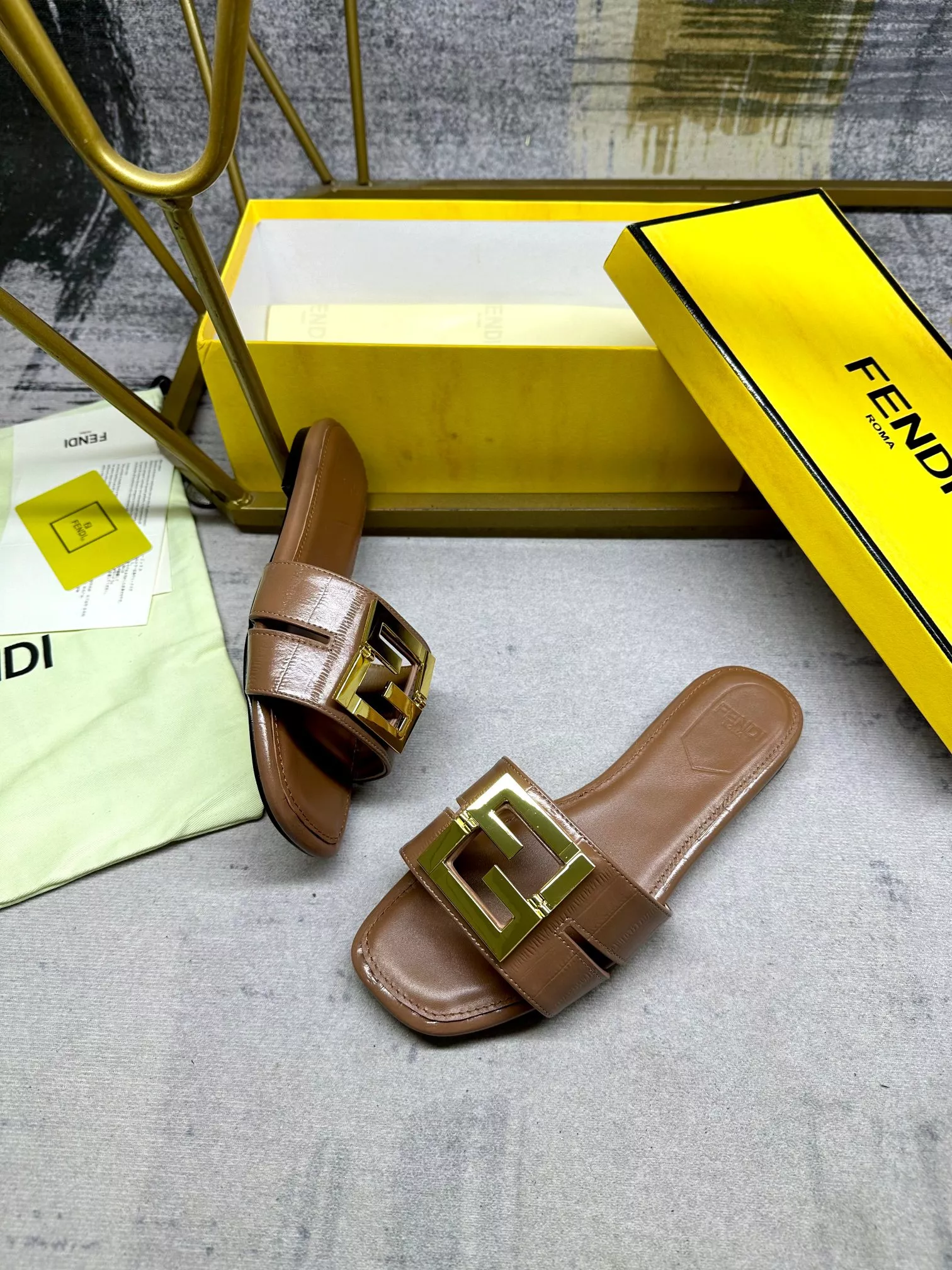 Timeless 9074 Fendi Slippers For Women