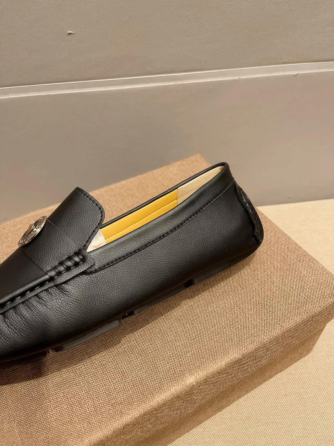 Timeless 9224 Versace Leather Shoes For Men