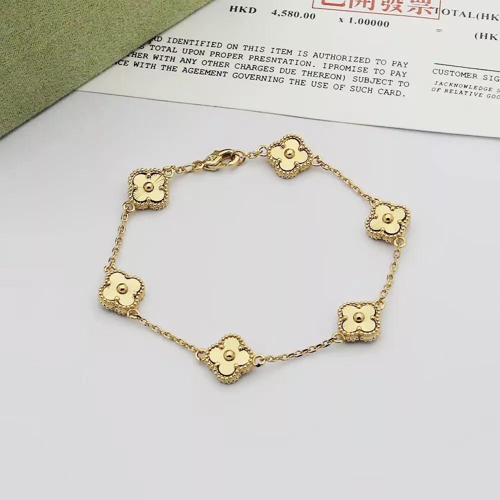 Timeless 9316 Van Cleef & Arpels Bracelets For Women