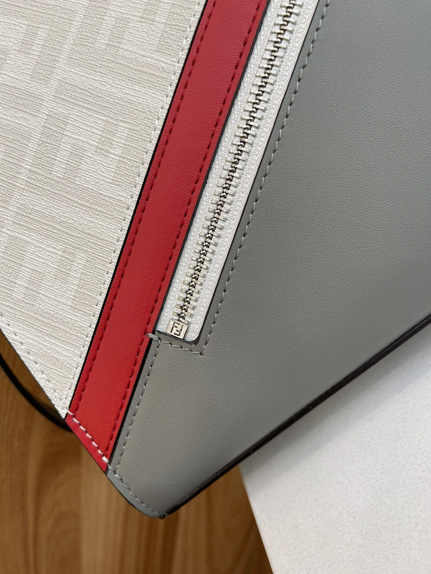 Timeless 9580 Fendi AAA Man Wallets