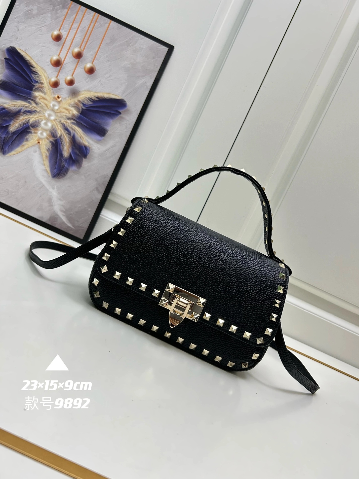 Timeless 9685 Valentino AAA Quality Messenger Bags For Women