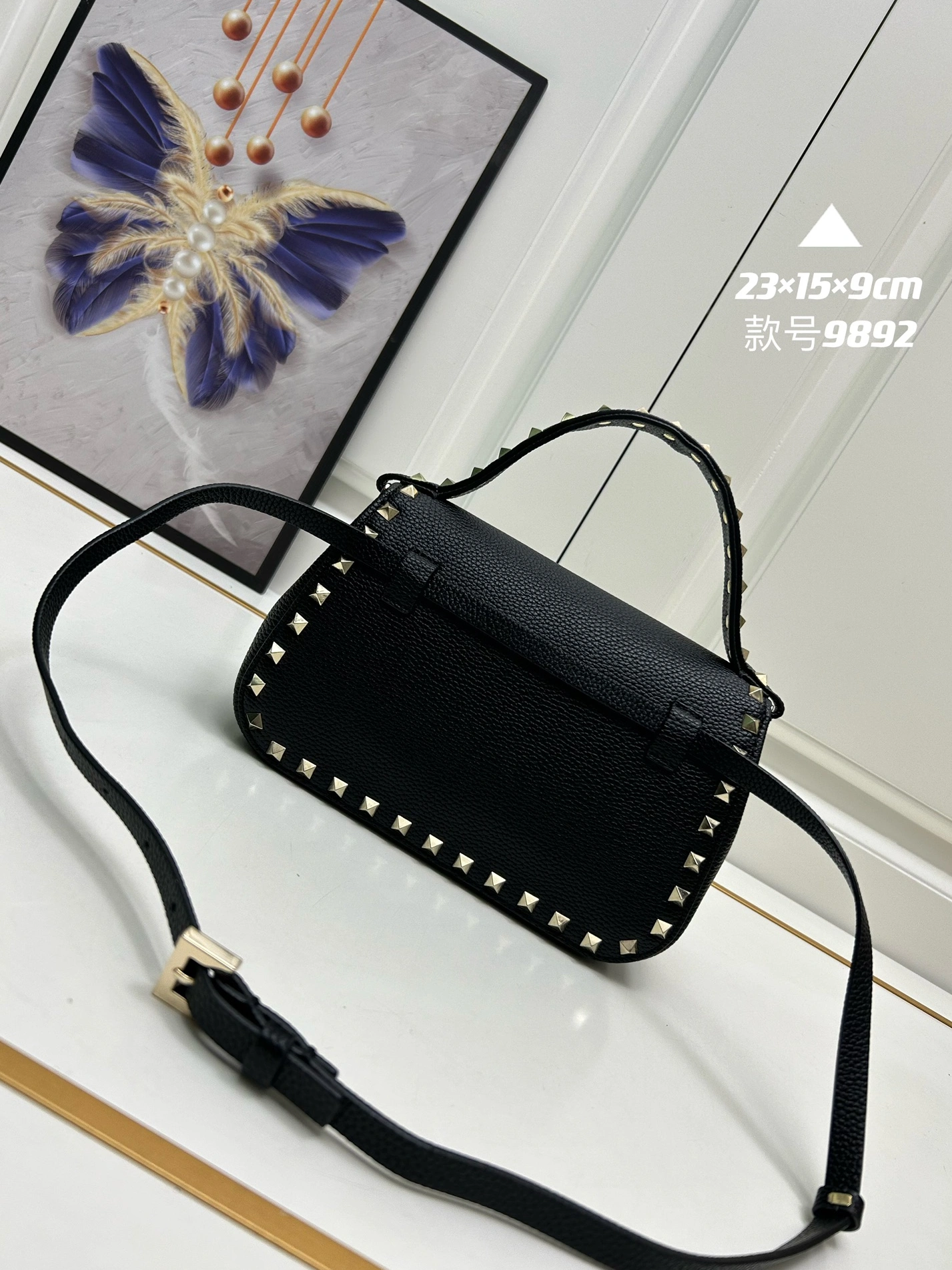 Timeless 9685 Valentino AAA Quality Messenger Bags For Women