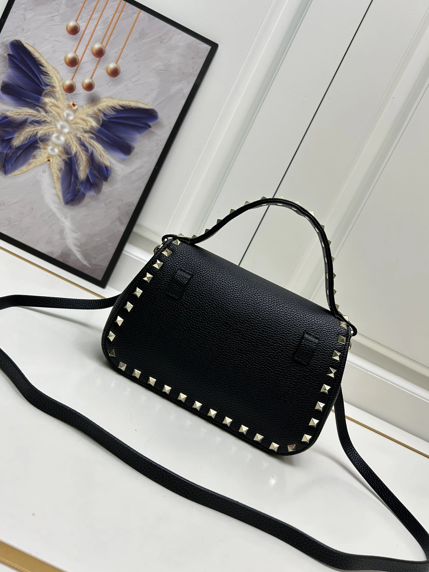 Timeless 9685 Valentino AAA Quality Messenger Bags For Women