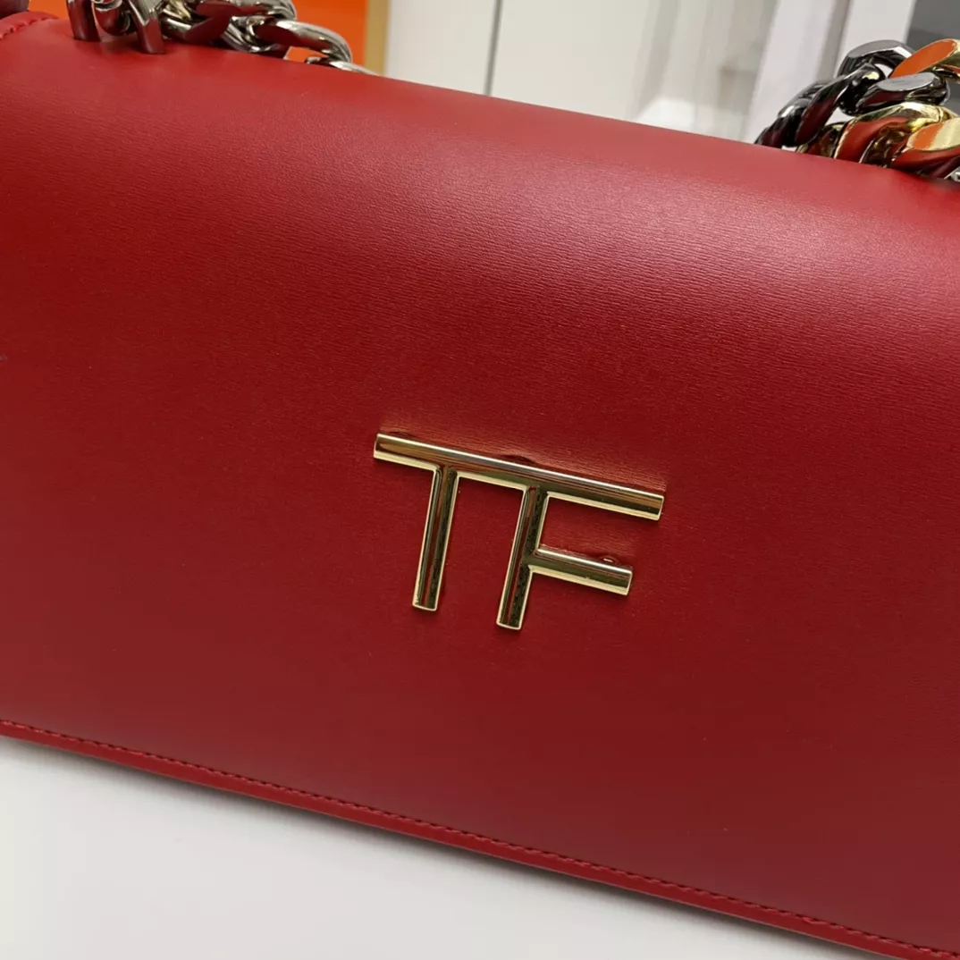 Tom Ford AAA Quality Messenger Bags For Women Elegant 599