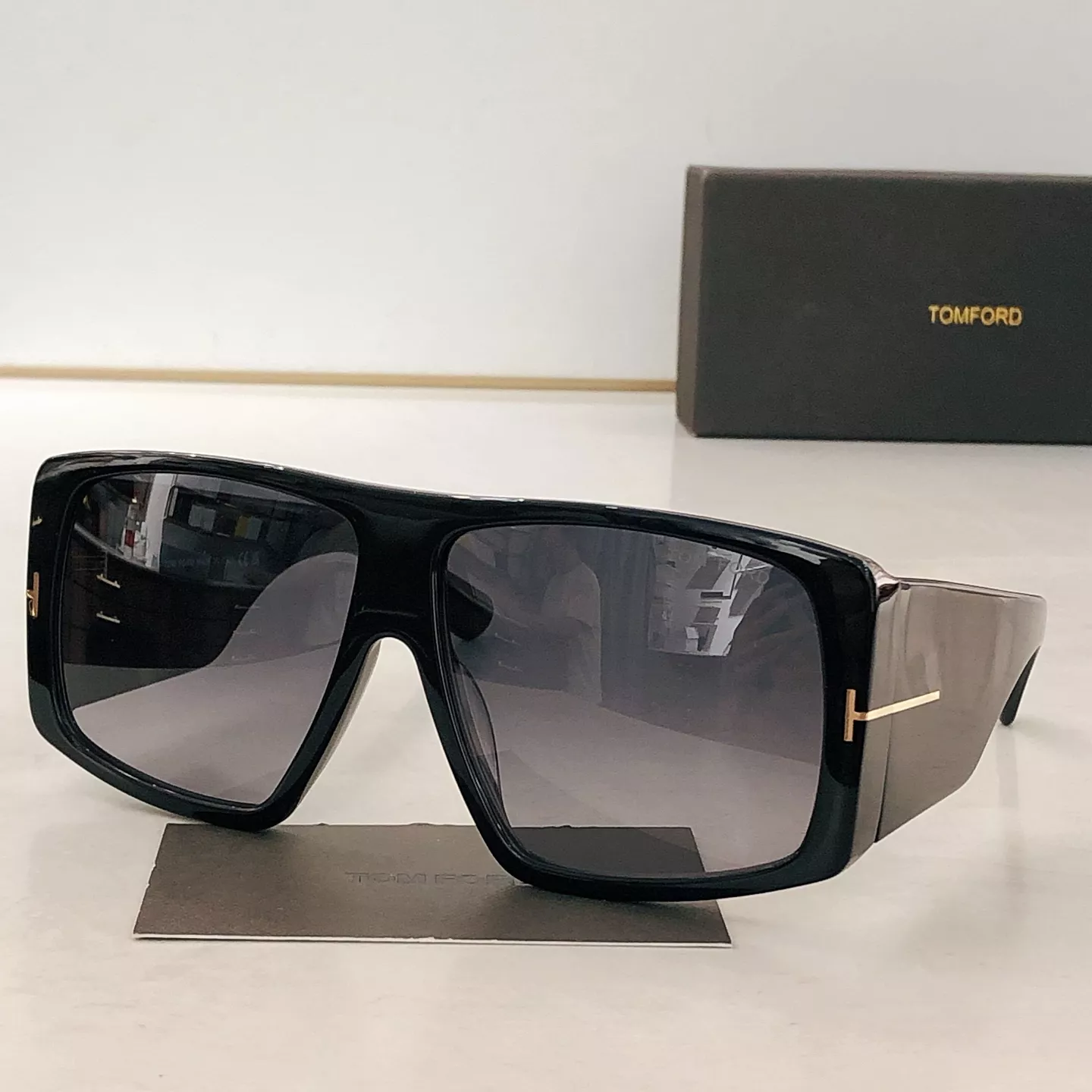 Tom Ford AAA Quality Sunglasses Compact 4118