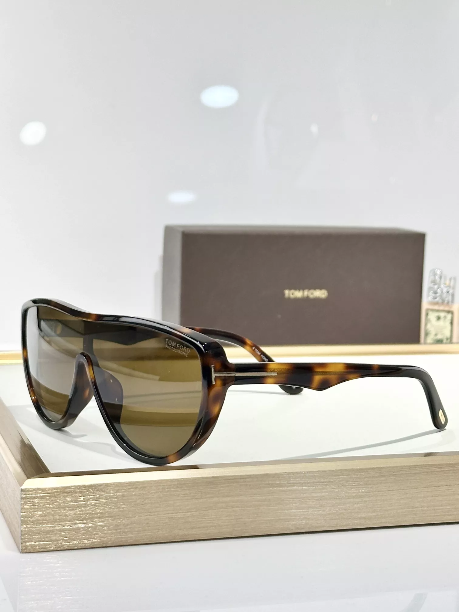 Tom Ford AAA Quality Sunglasses Durable 9476