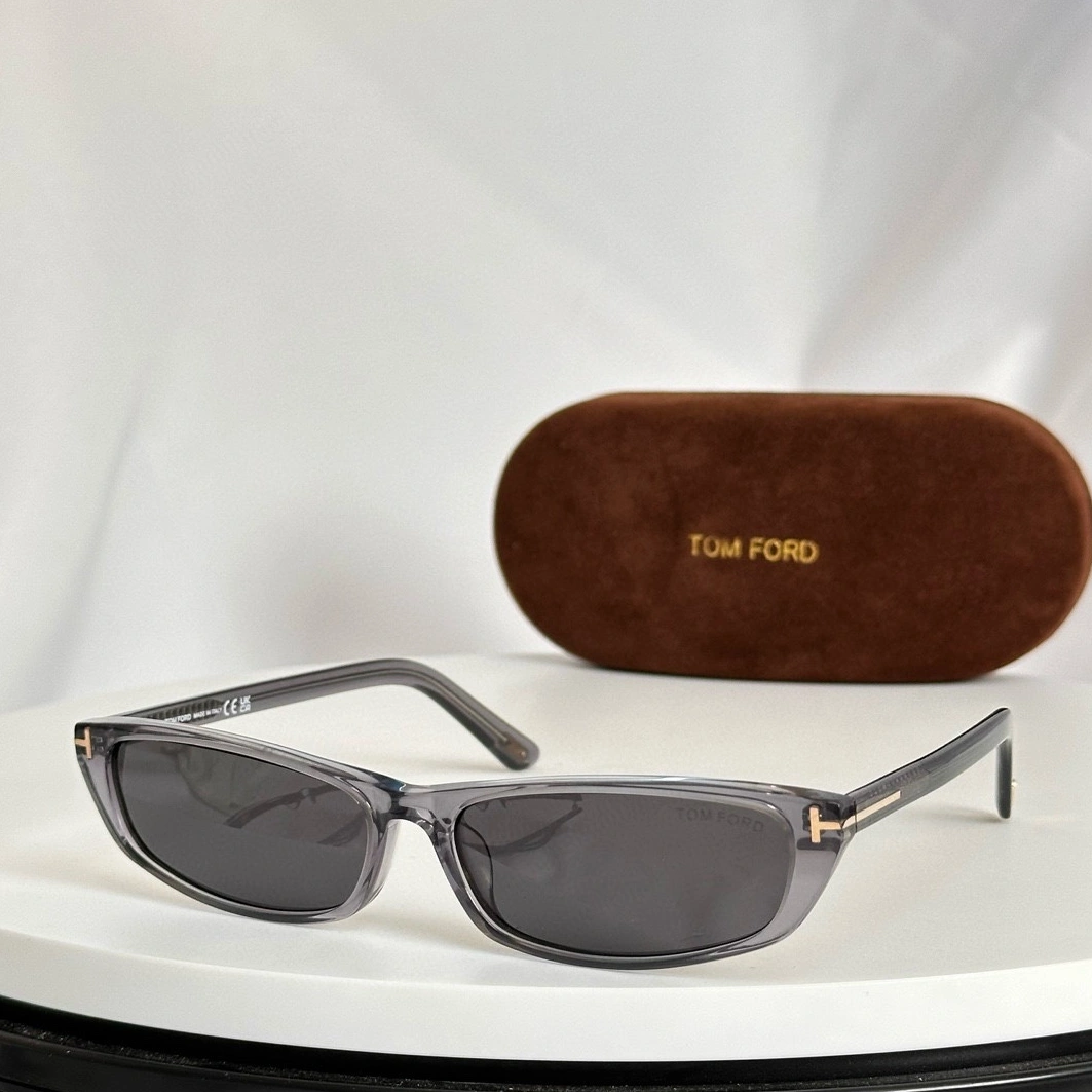 Tom Ford AAA Quality Sunglasses Elegant 3110