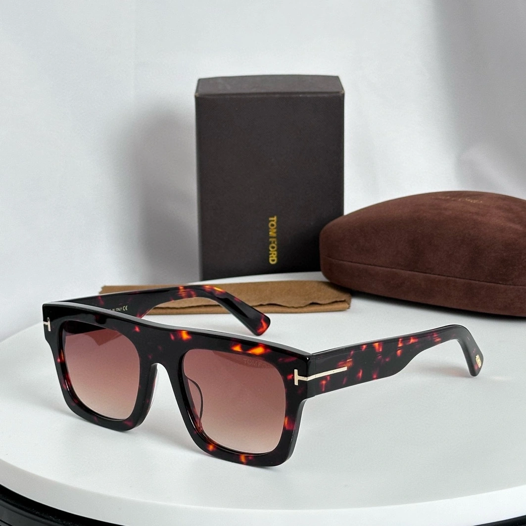 Tom Ford AAA Quality Sunglasses Functional 3504