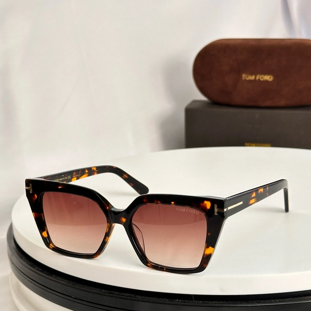Tom Ford AAA Quality Sunglasses Popular 364