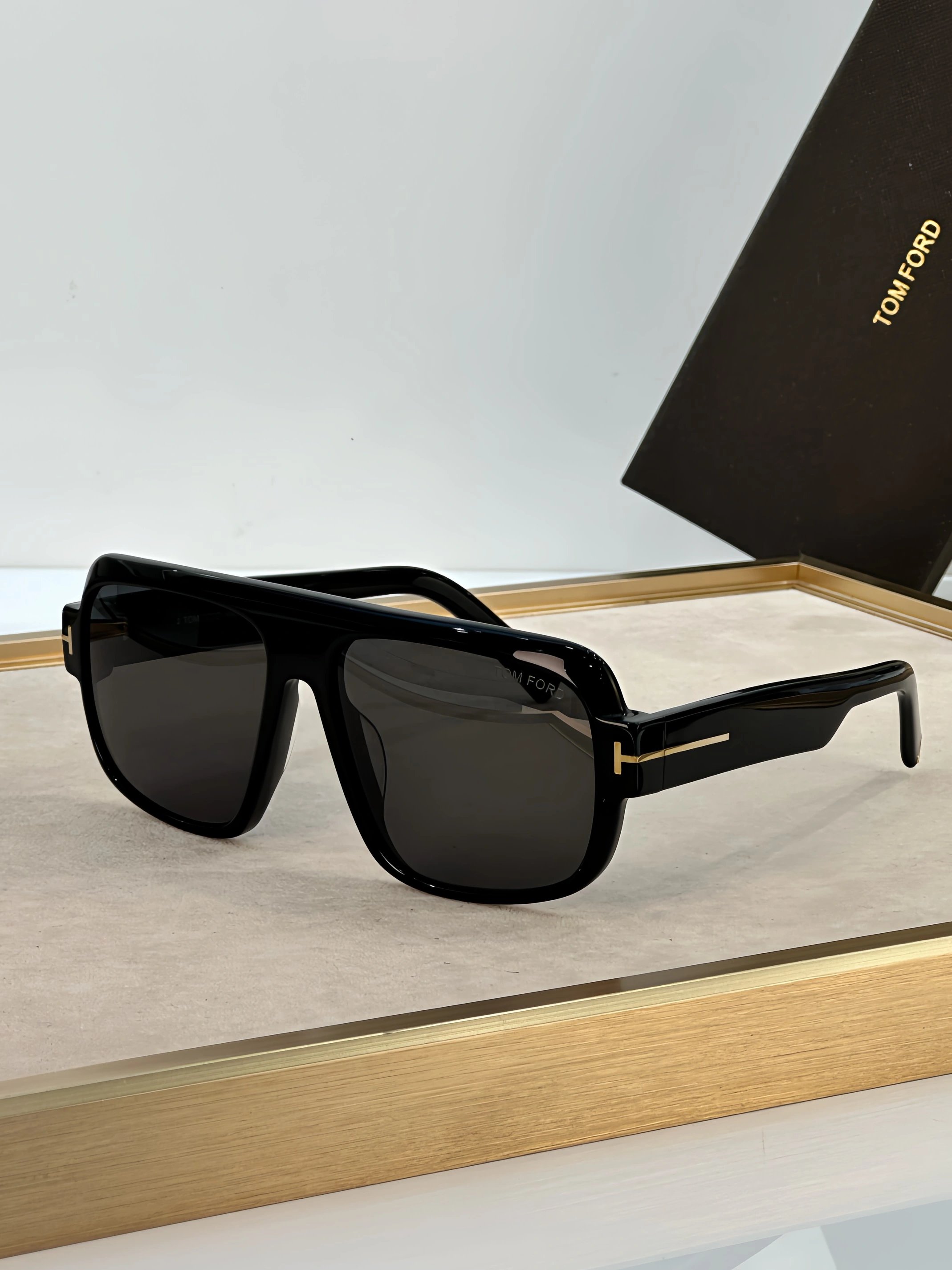Tom Ford AAA Quality Sunglasses Sleek 429