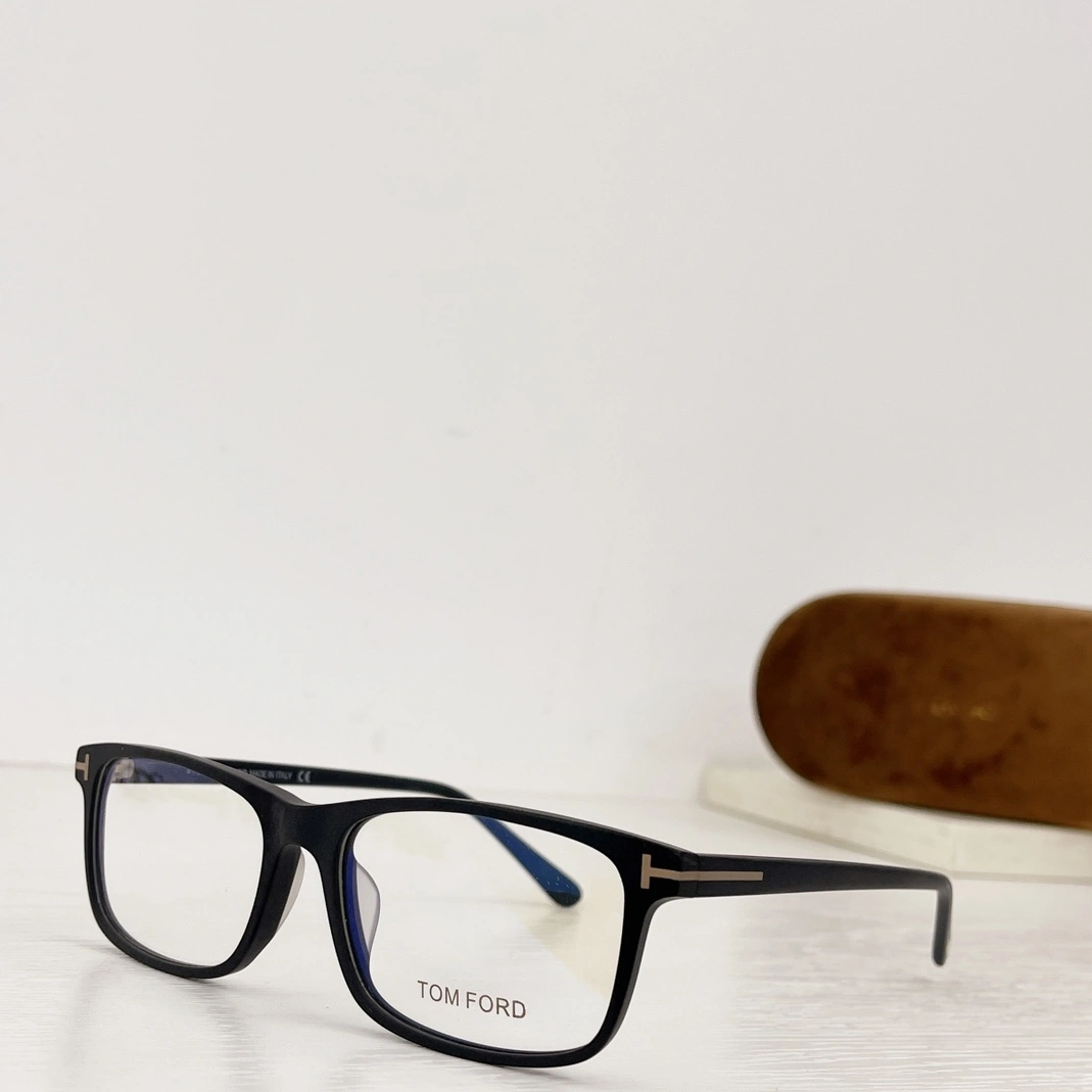 Tom Ford Goggles Modern 149