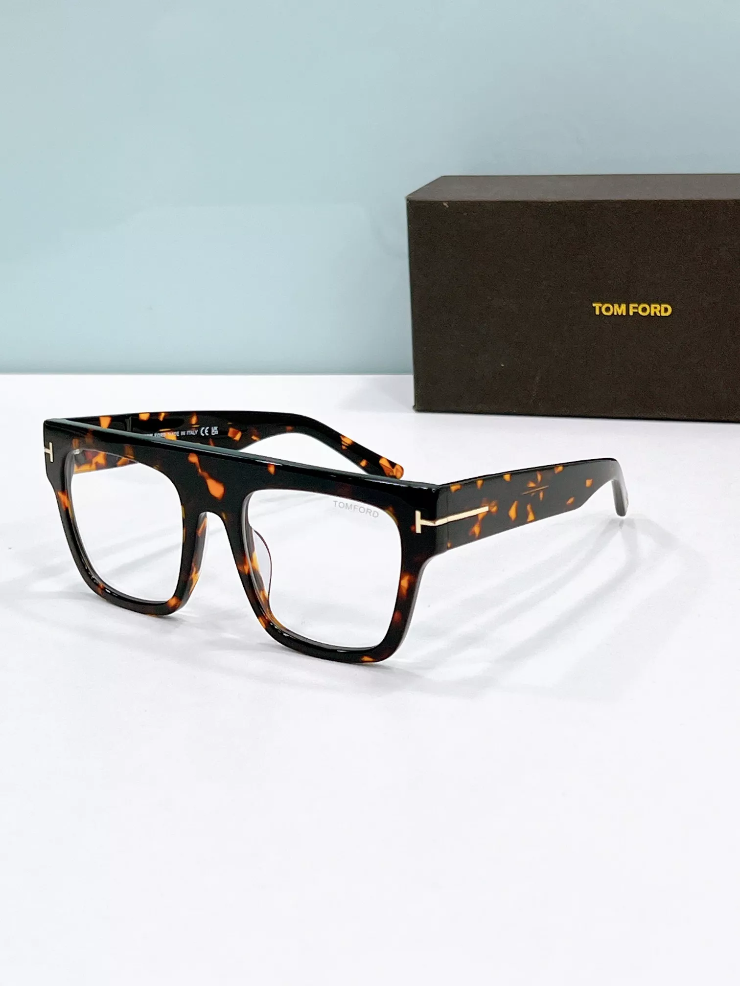 Tom Ford Goggles Sleek 9185