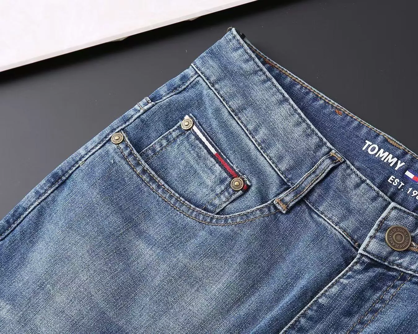 Tommy Hilfiger TH Jeans For Men DailyWear 9814