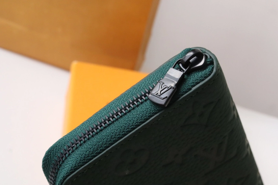 TopPick 1213 Louis Vuitton AAA Quality Card Case