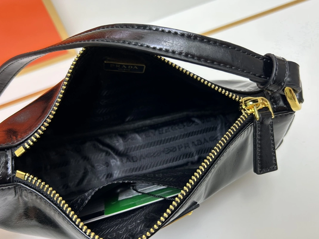 TopPick 1335 Prada AAA Quality Shoulder Bags For Women