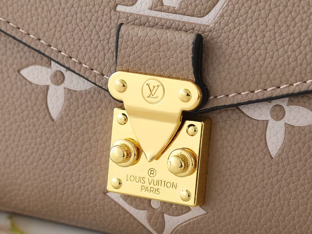 TopPick 1375 Louis Vuitton Messenger Bag For Women