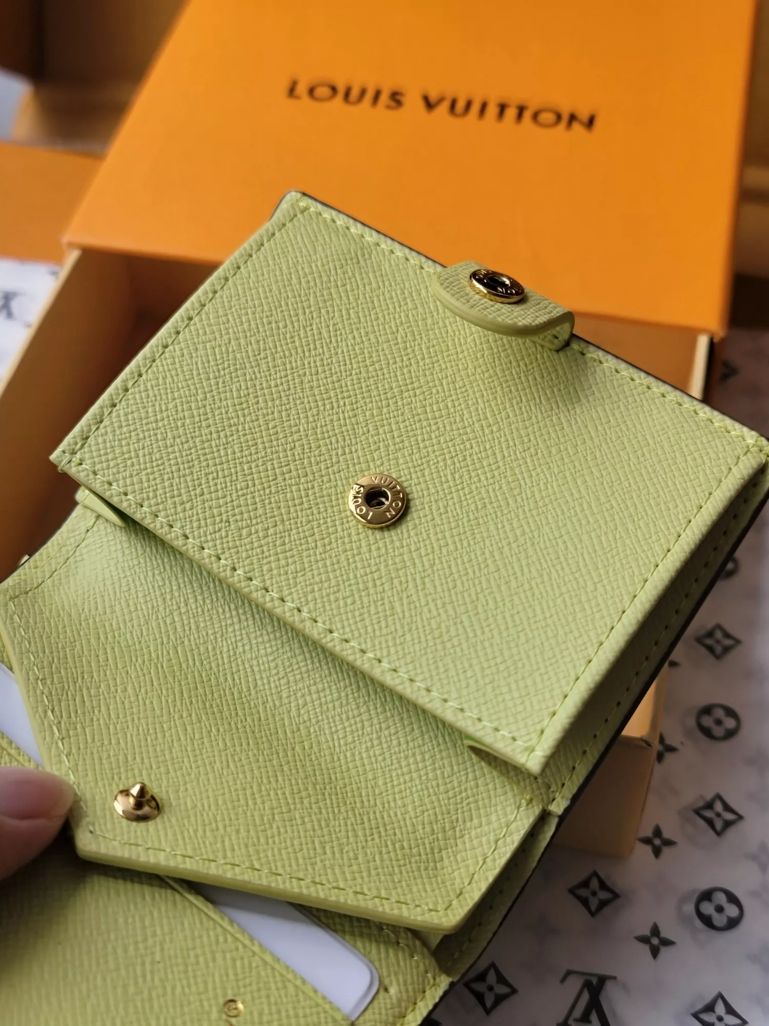 TopPick 1493 Louis Vuitton AAA Quality Card Case
