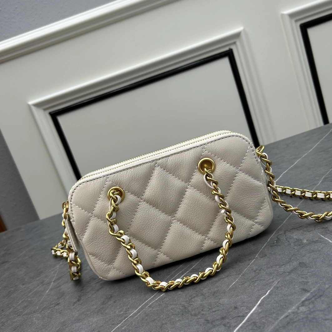 TopPick 158 Chanel AAA Quality Messenger Bags For Women