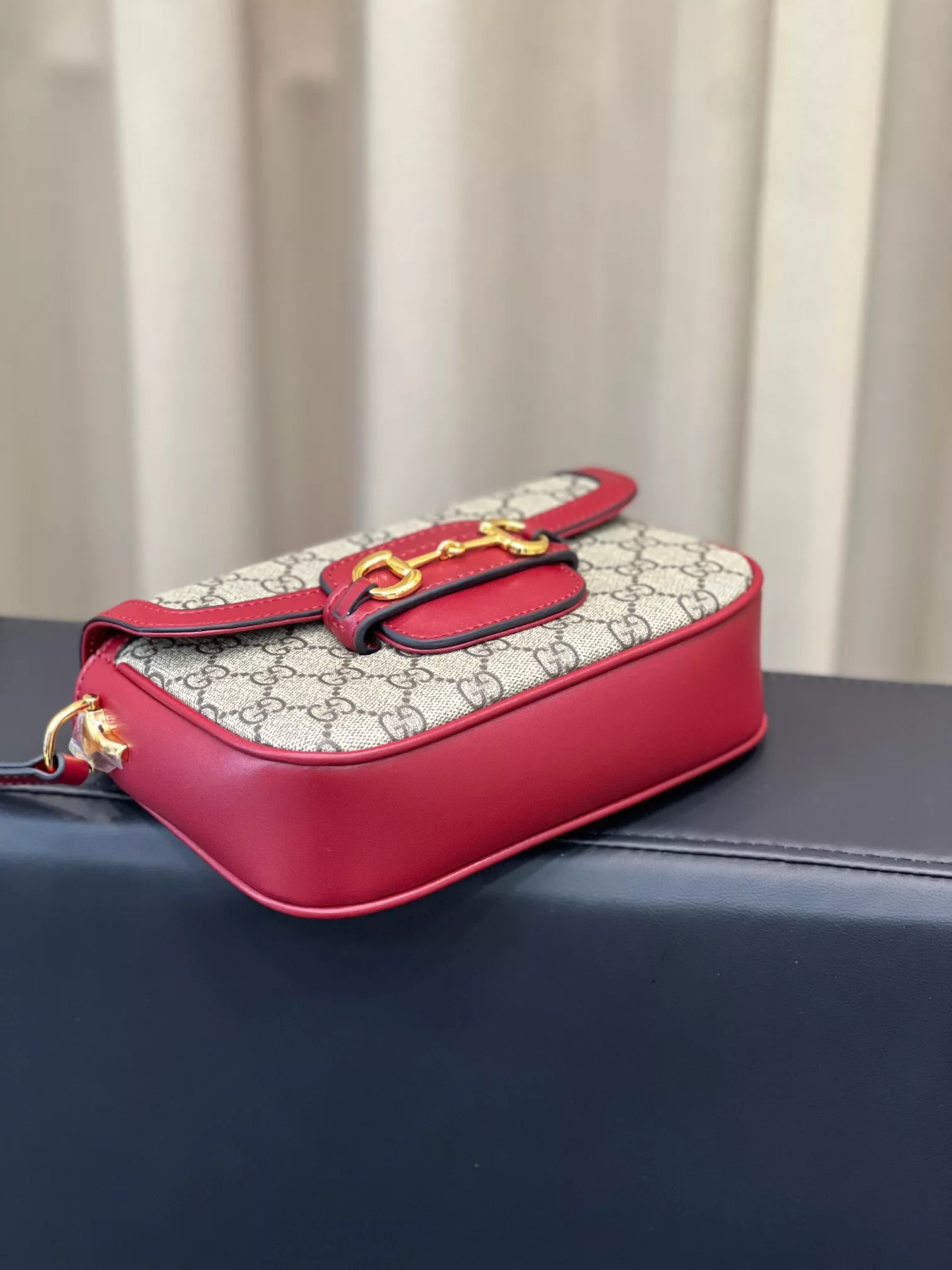 TopPick 2114 Gucci AAA Quality Messenger Bags For Women