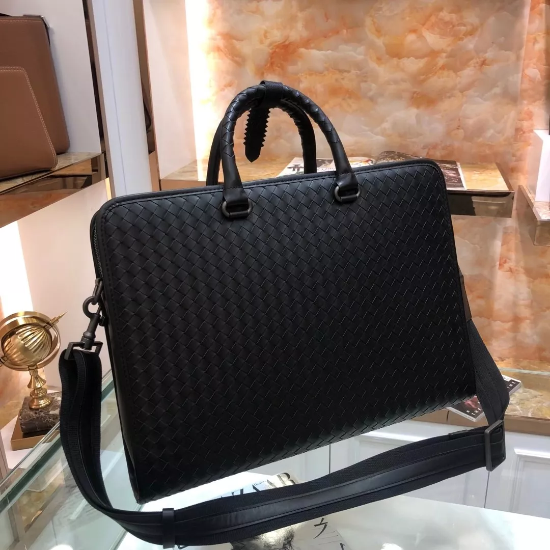 TopPick 2142 Bottega Veneta AAA Man Handbags