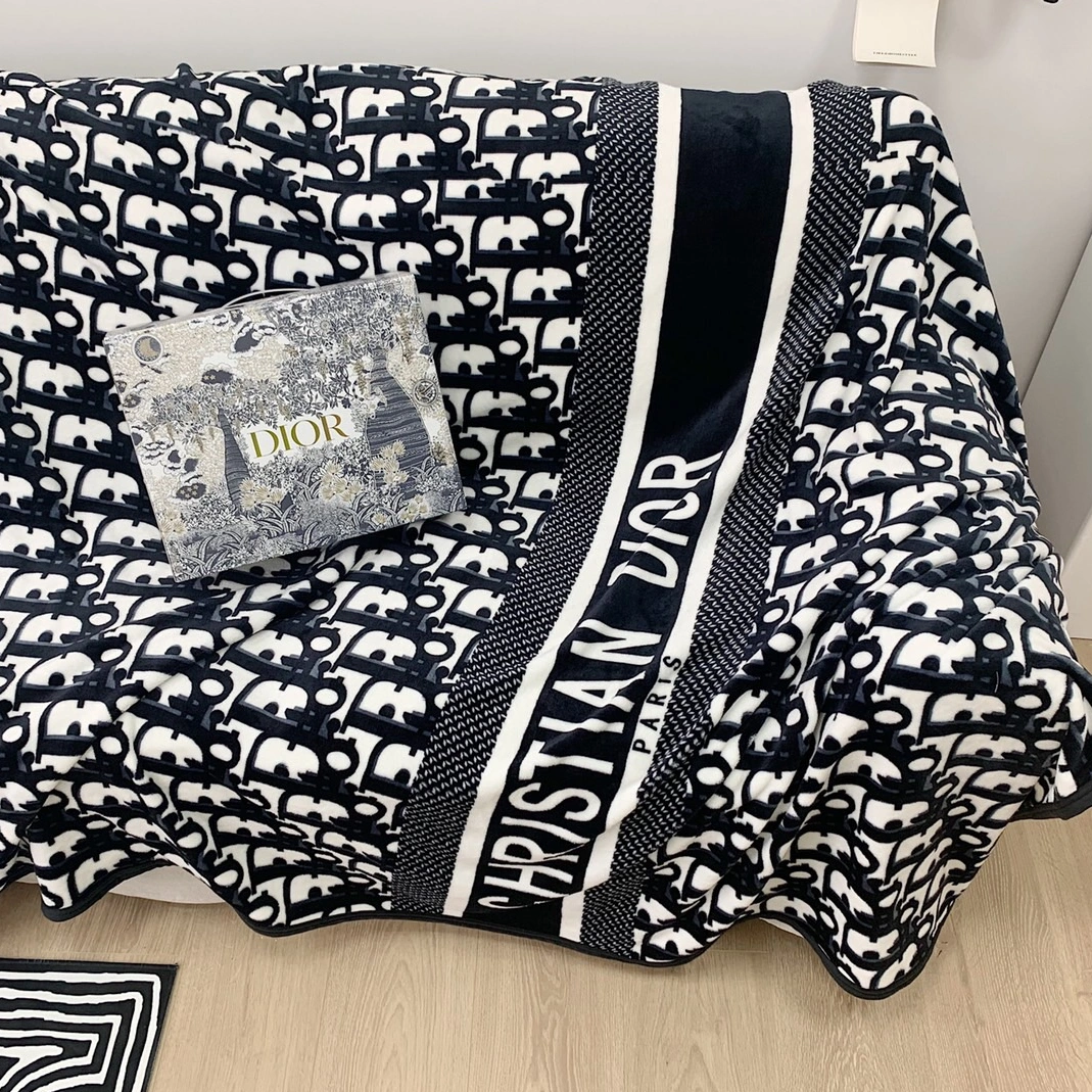 TopPick 256 Christian Dior Blankets