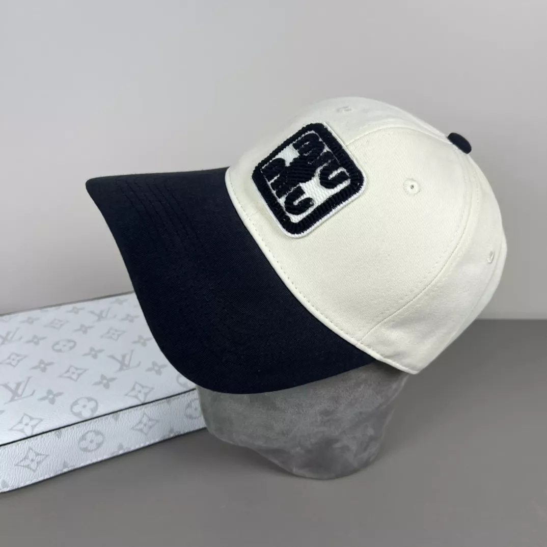 TopPick 2626 MIU MIU Caps