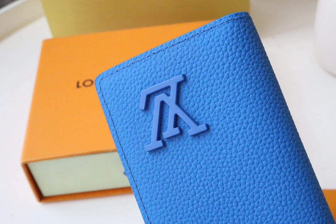 TopPick 3000 Louis Vuitton AAA Quality Card Case For Women