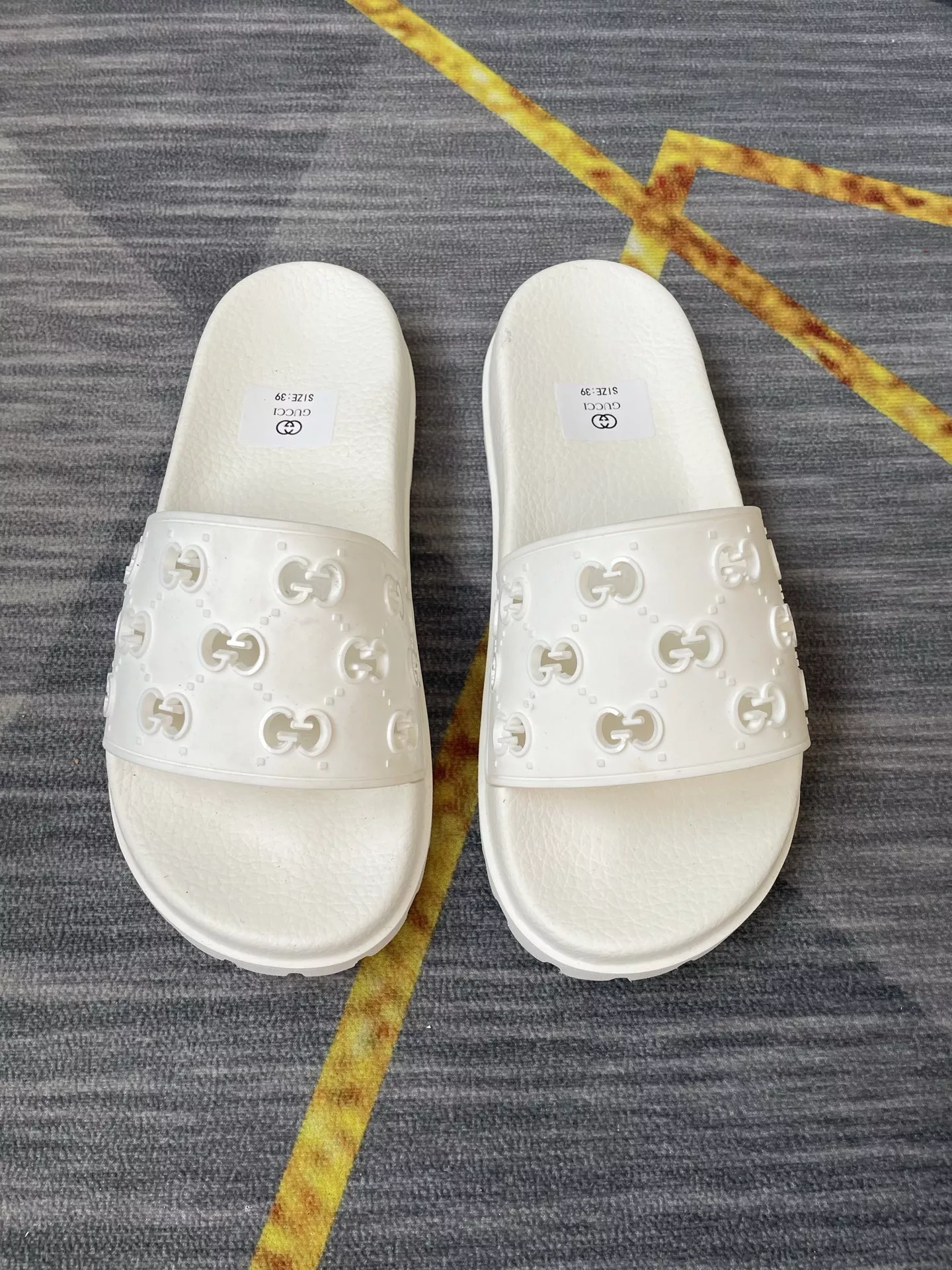 TopPick 3002 Gucci Slippers For Men