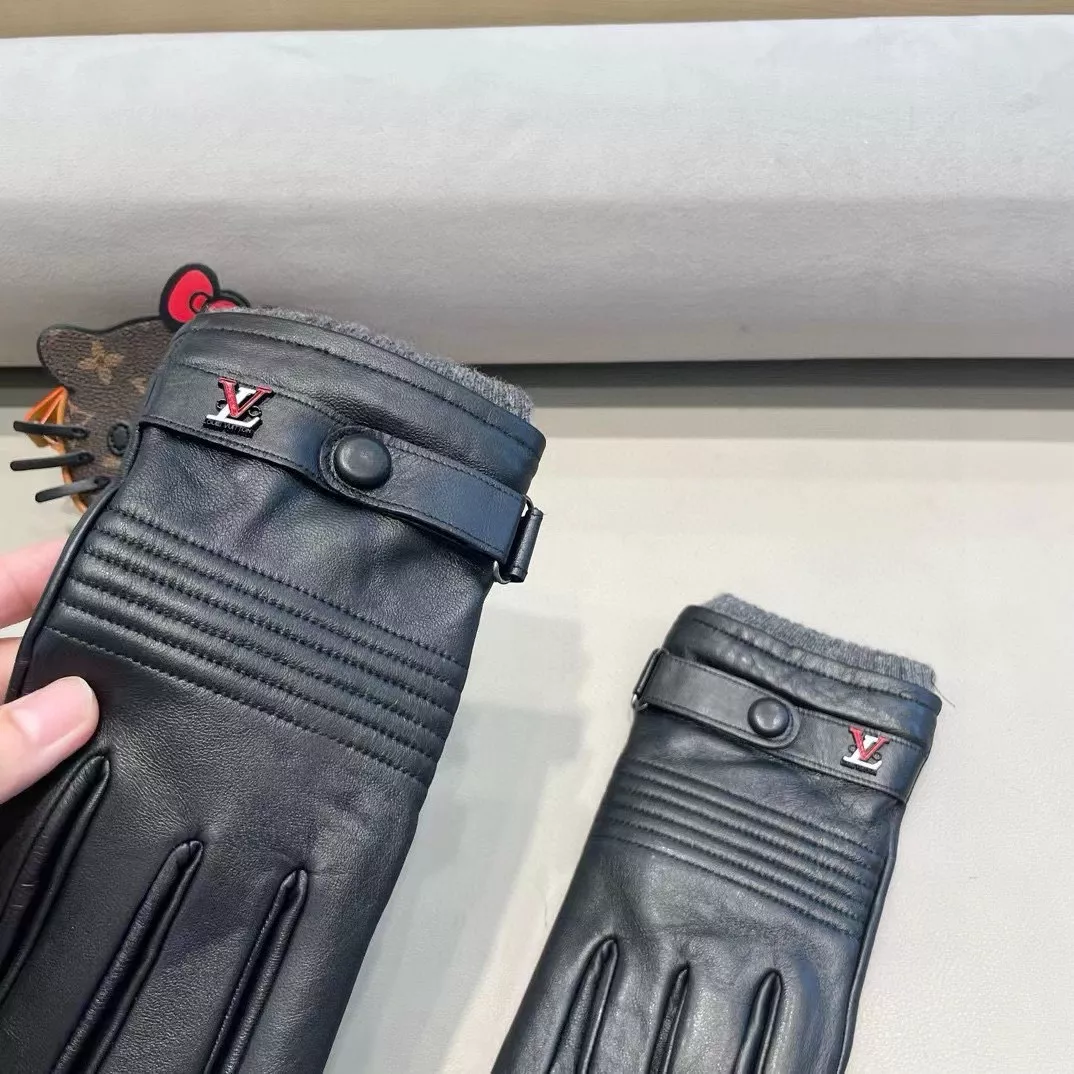 TopPick 3059 Louis Vuitton LV Gloves For Men