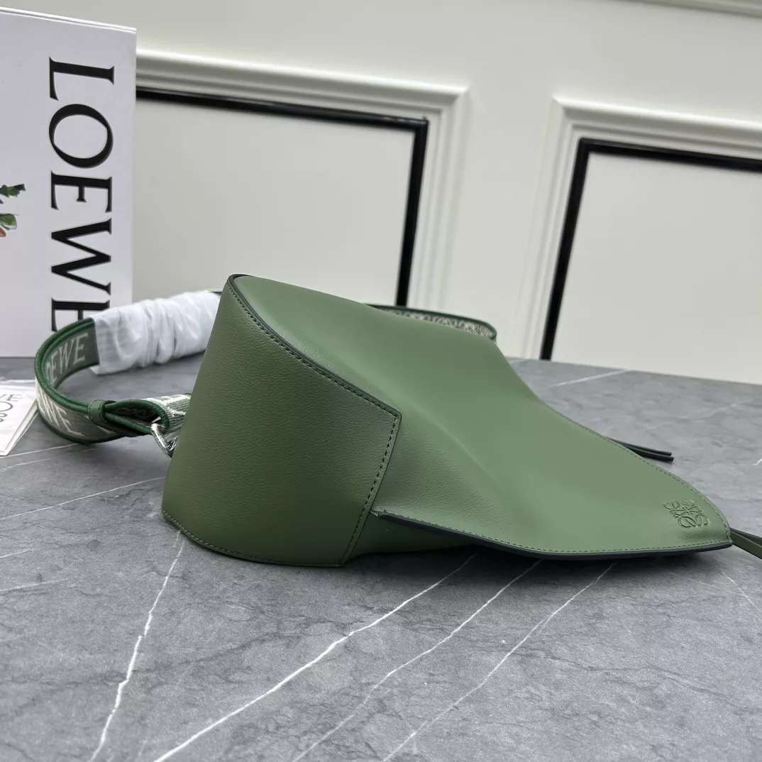 TopPick 3506 LOEWE AAA Quality Messenger Bags For Unisex