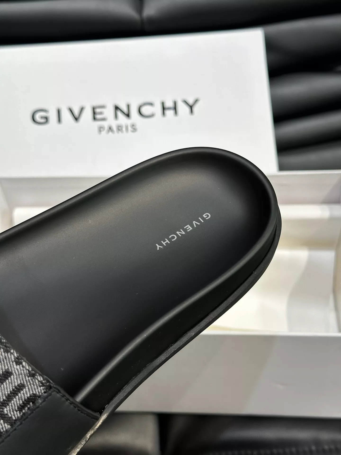 TopPick 3609 Givenchy Slippers For Men