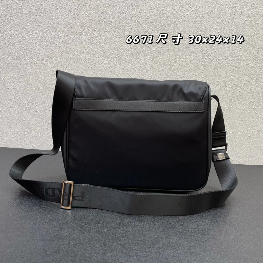 TopPick 3938 Prada AAA Man Messenger Bags