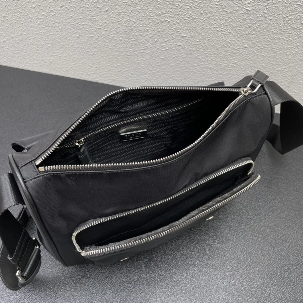 TopPick 3938 Prada AAA Man Messenger Bags