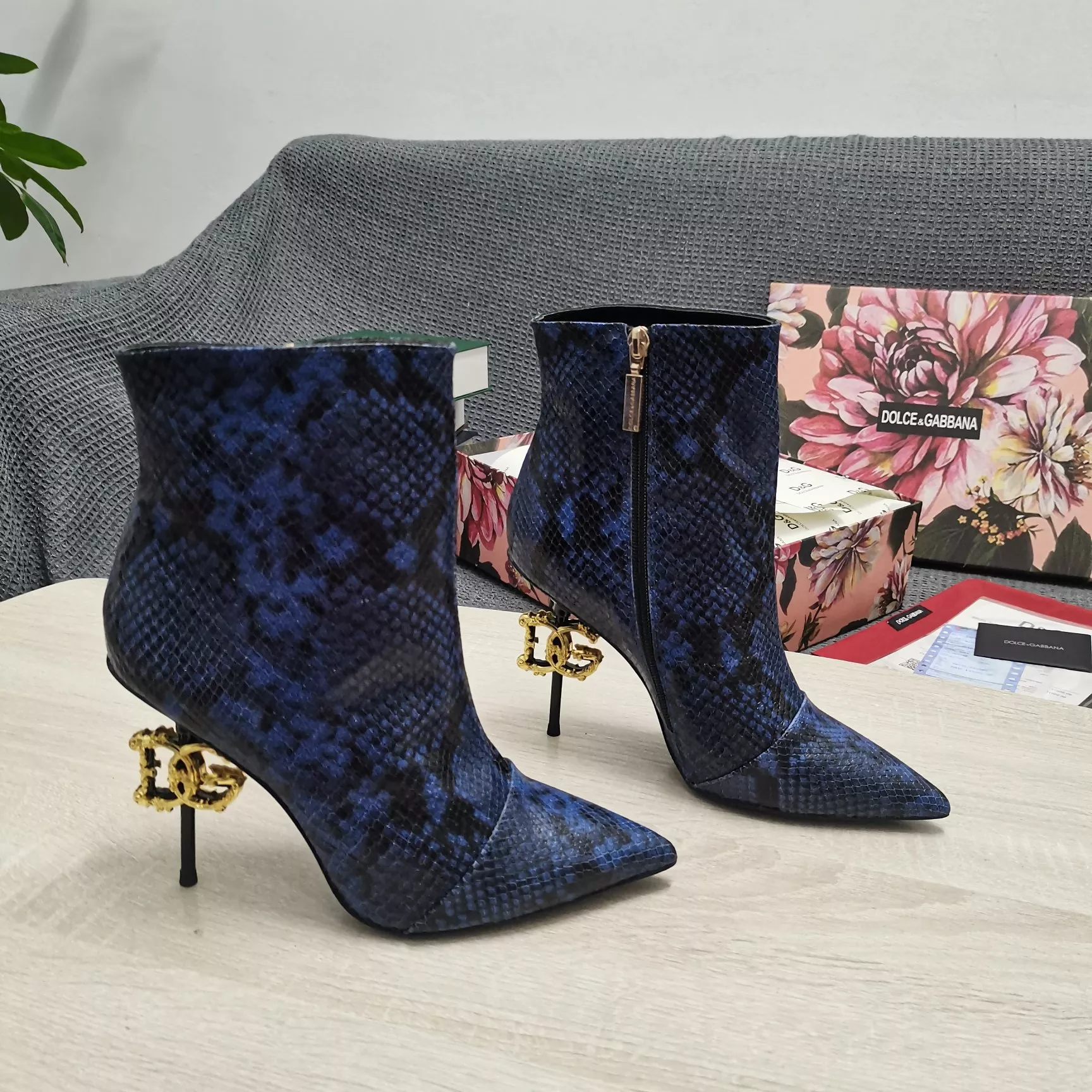 TopPick 3965 Dolce & Gabbana D&G Boots For Women