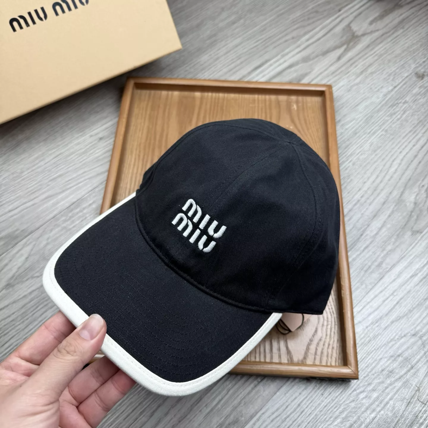 TopPick 4161 MIU MIU Caps
