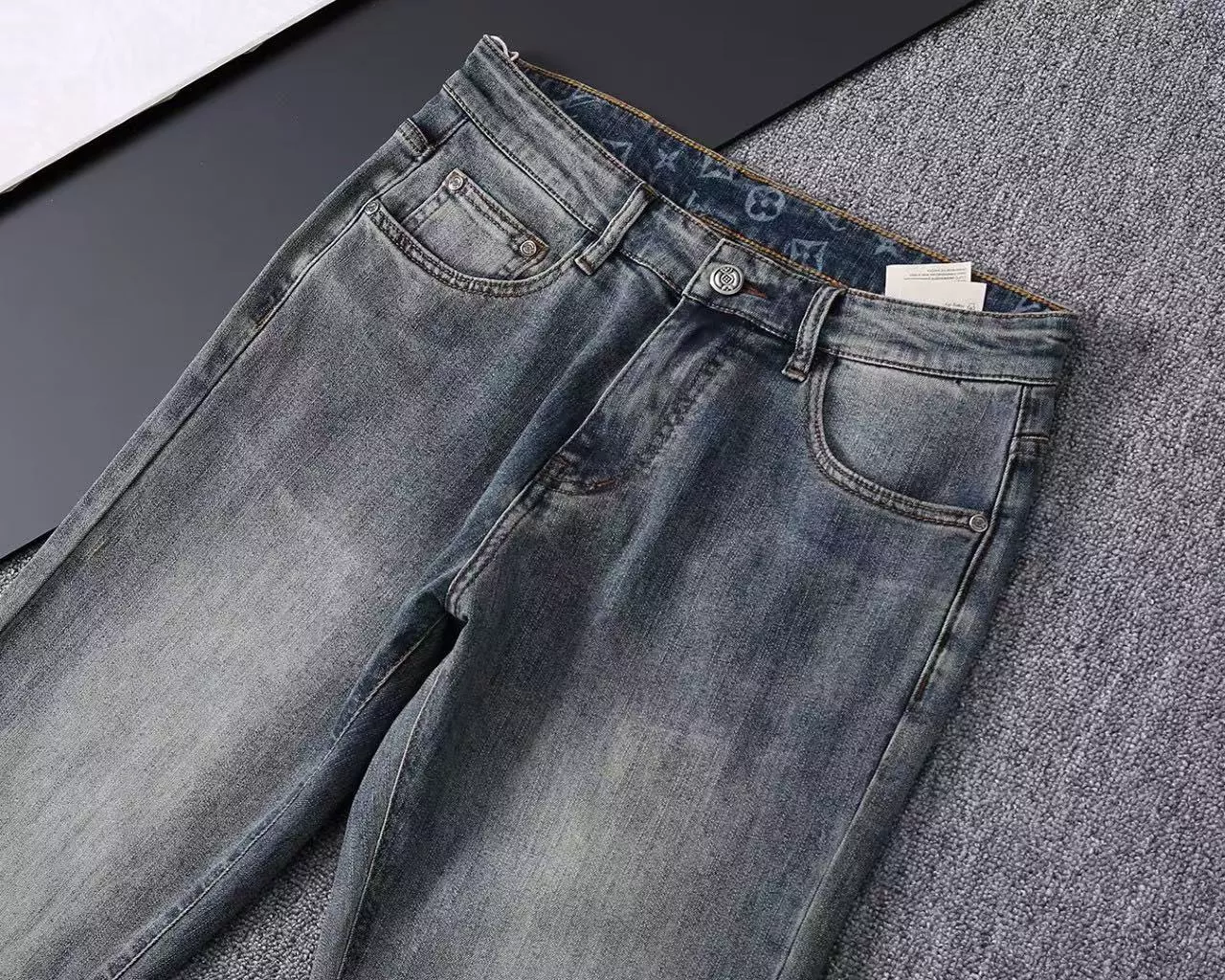 TopPick 4188 Louis Vuitton LV Jeans For Men