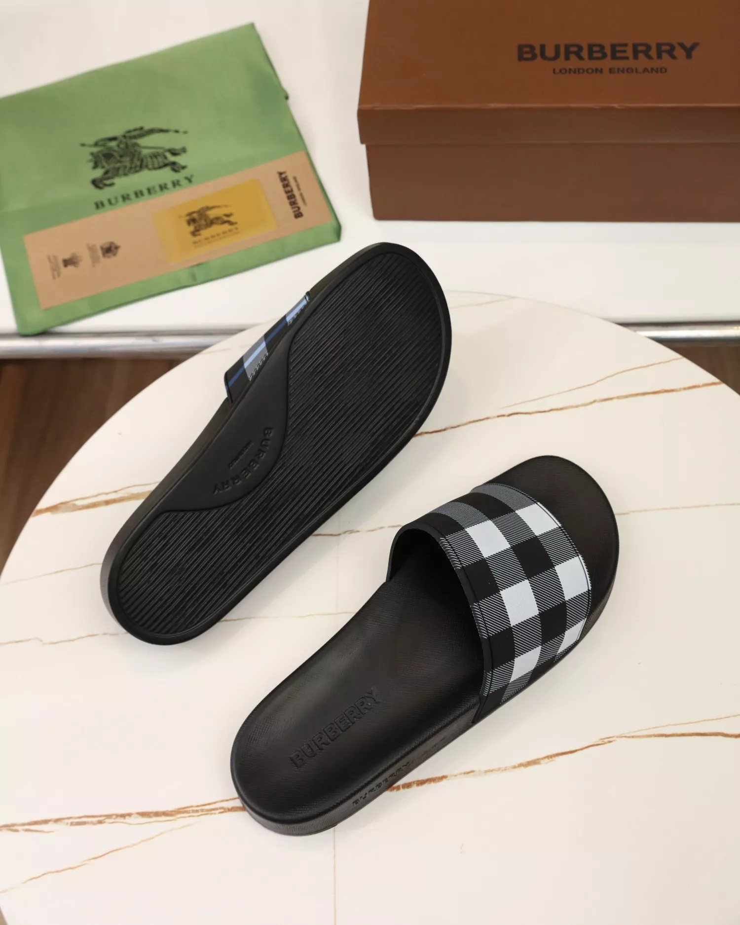 TopPick 4695 Burberry Slippers For Women