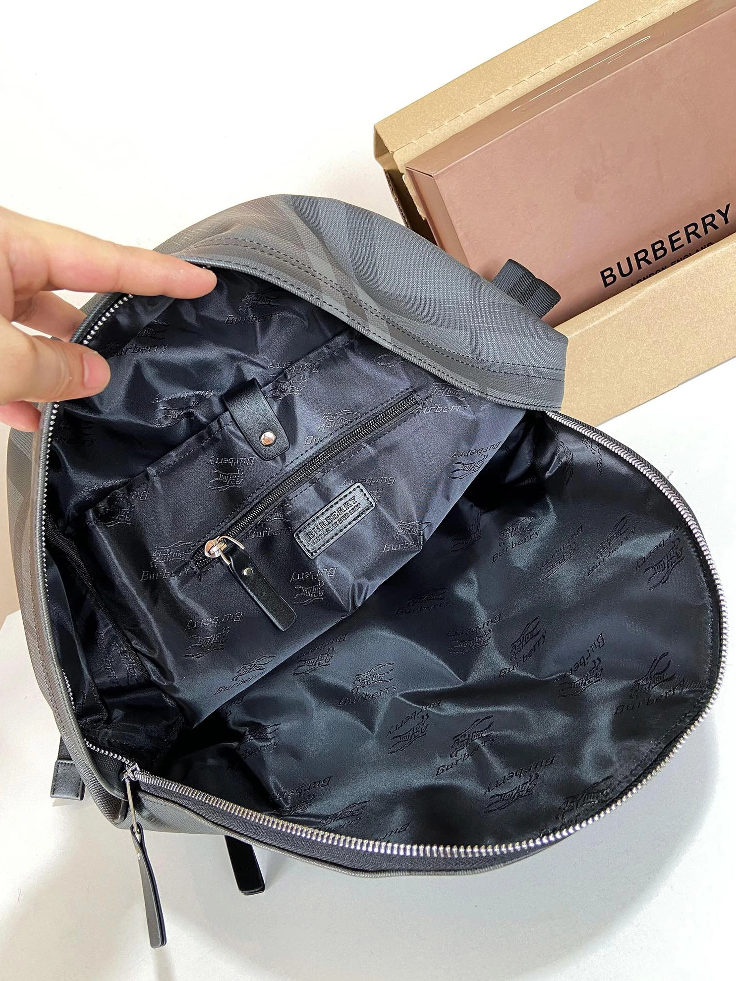 TopPick 473 Burberry AAA Man Backpacks
