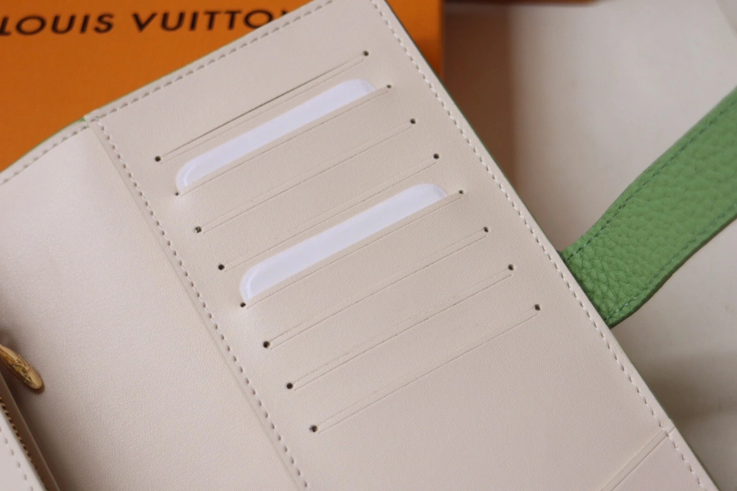 TopPick 4776 Louis Vuitton AAA Quality Card Case