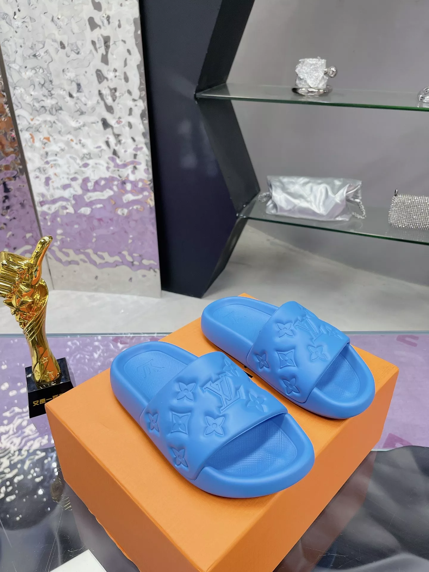 TopPick 5436 Louis Vuitton Slippers For Women