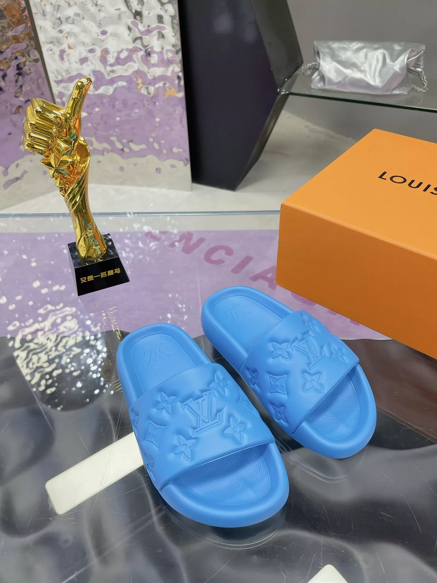TopPick 5436 Louis Vuitton Slippers For Women